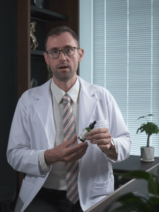 Doctor discussing healthy scalp care